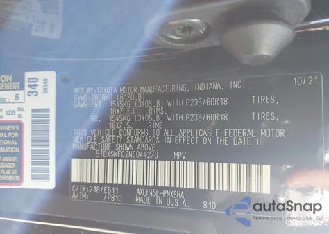 2022 Toyota Sienna Xse z USA, uszkodzony, nr VIN 5TDXSKFC2NS044270